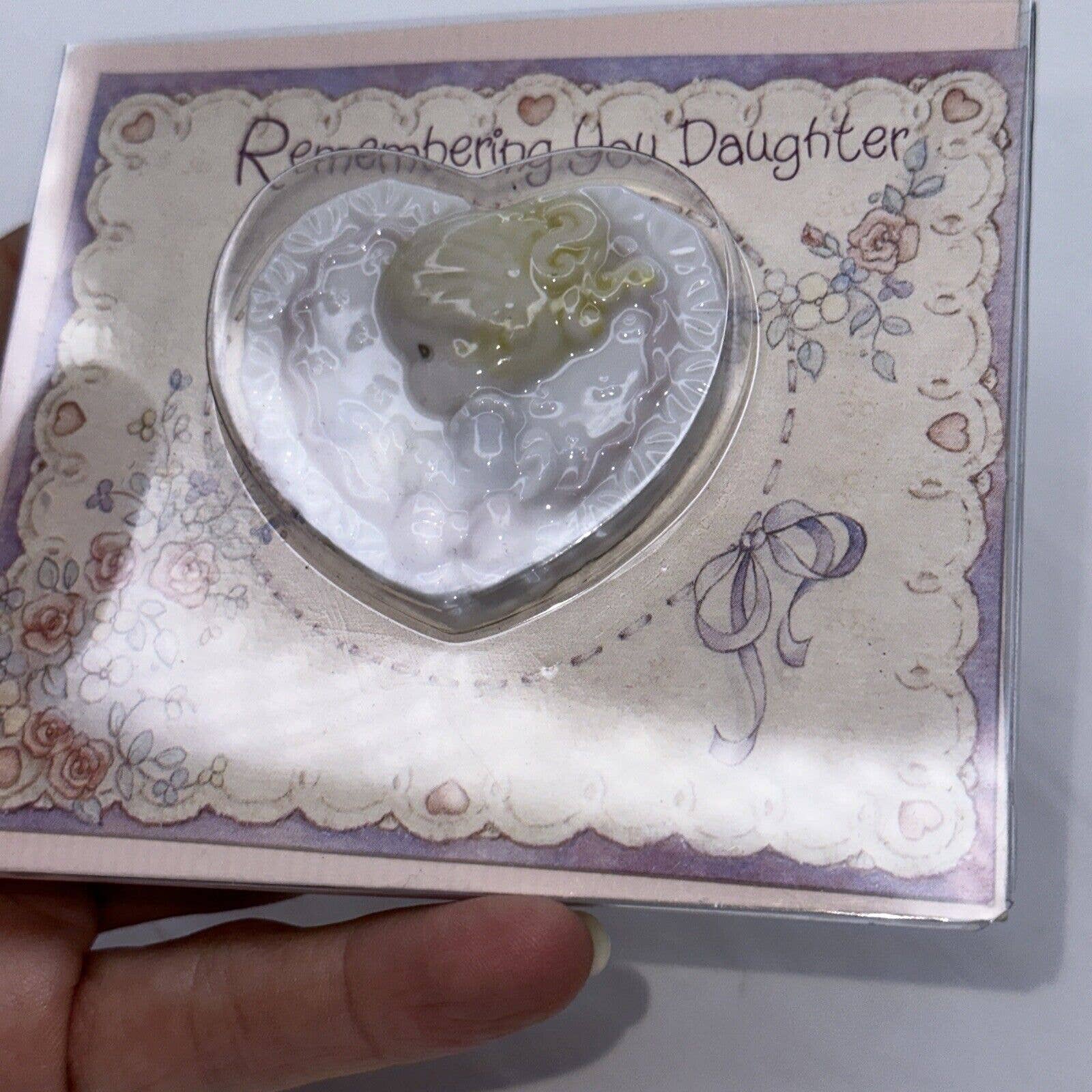 Vtg Precious Moments Brooch Ceramic Remembering You Daughter Pin Heart New